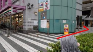 りょうごくシティコアいっかいの写真です セブンイレブンがひだりがわにあります